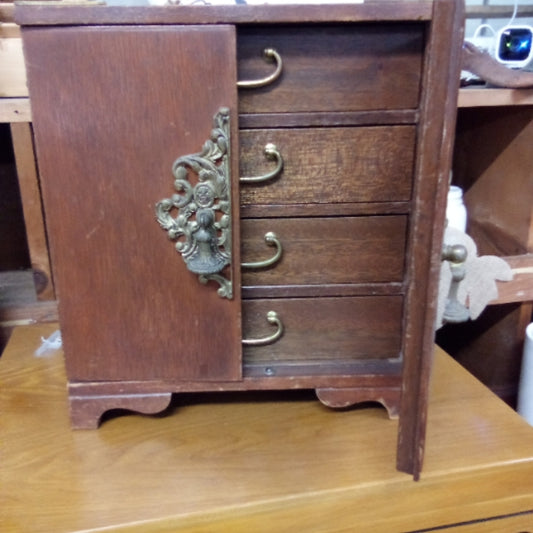 Vintage Jewelry Box