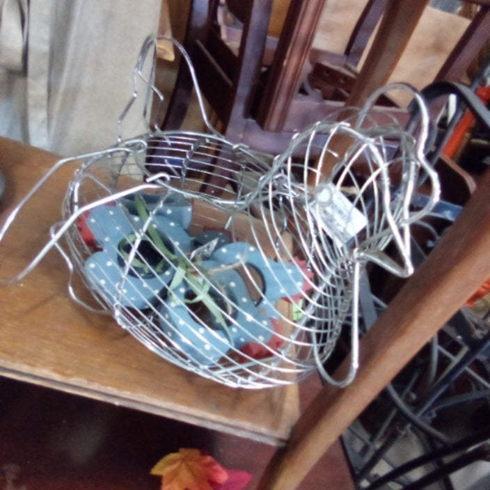 Metal Chicken Basket