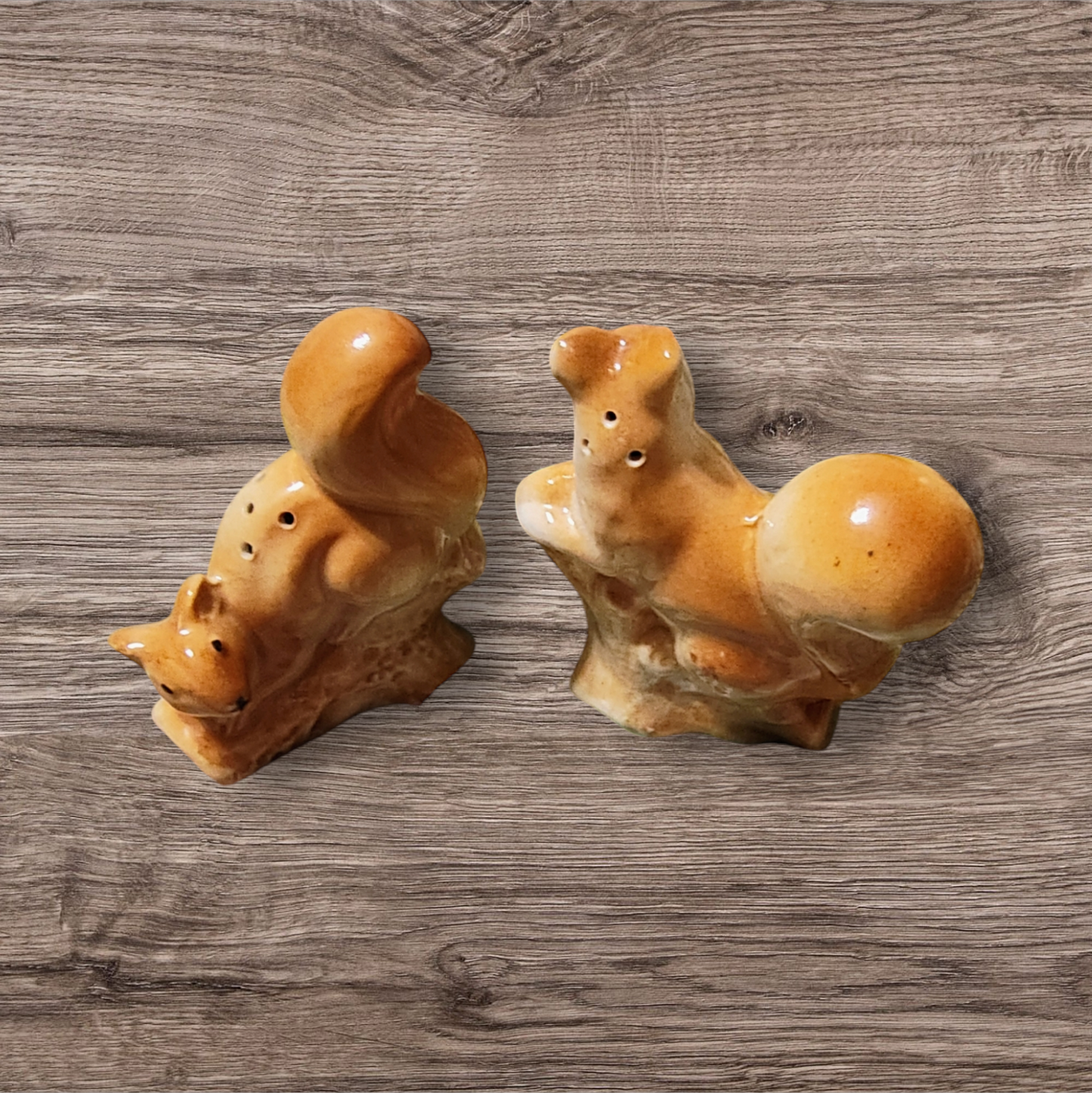 Vintage 1940s Japanese Ceramic Squirrel Salt & Pepper Shaker Set