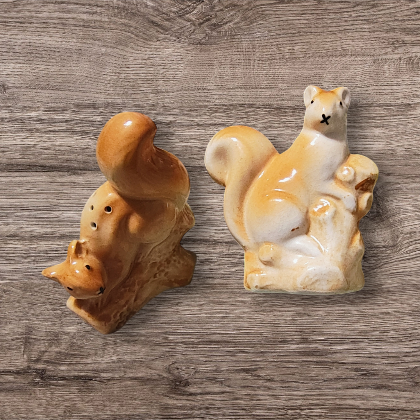 Vintage 1940s Japanese Ceramic Squirrel Salt & Pepper Shaker Set